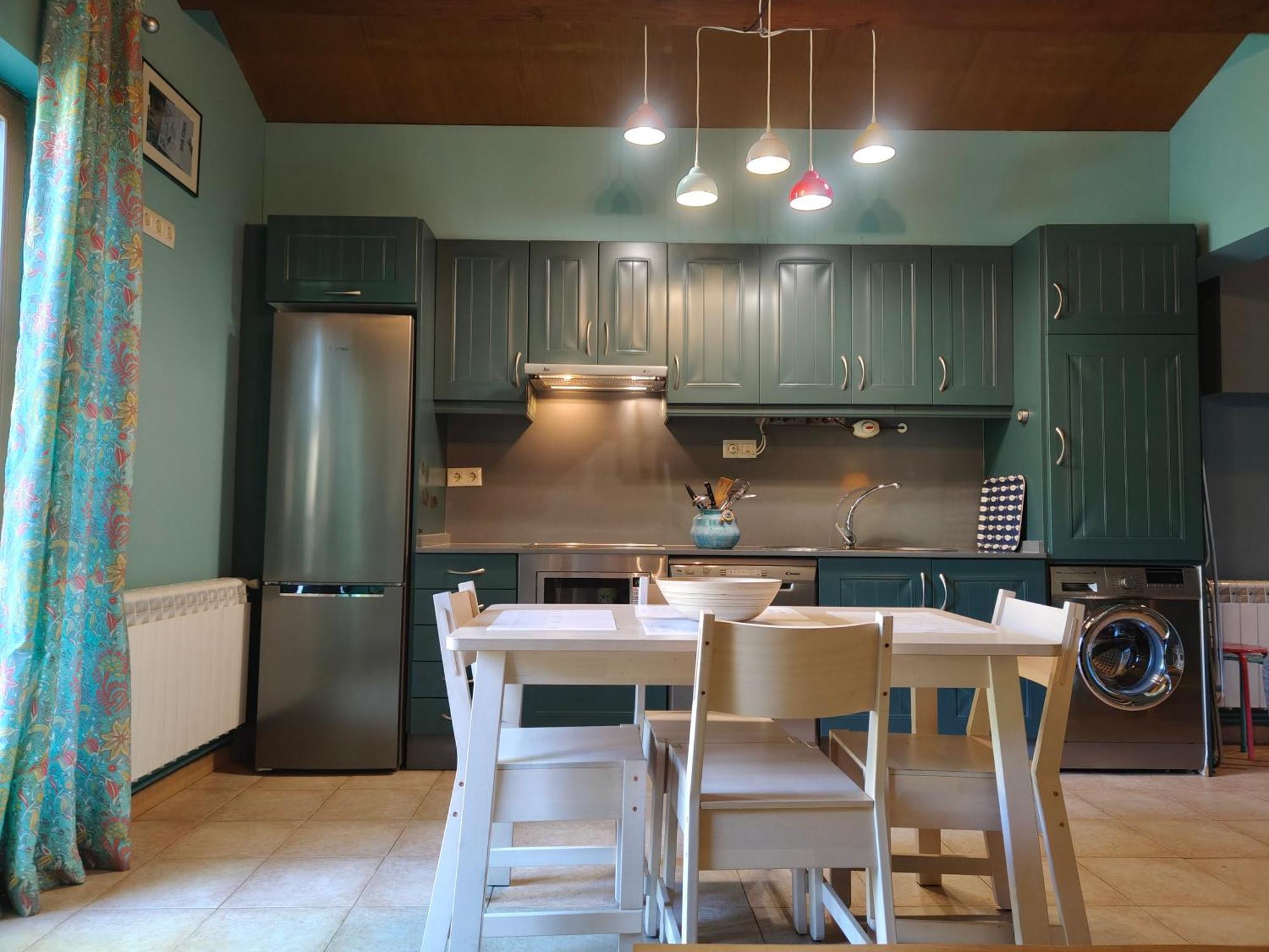 Apartamentos Rosa Jove กาบาญาส ภายนอก รูปภาพ