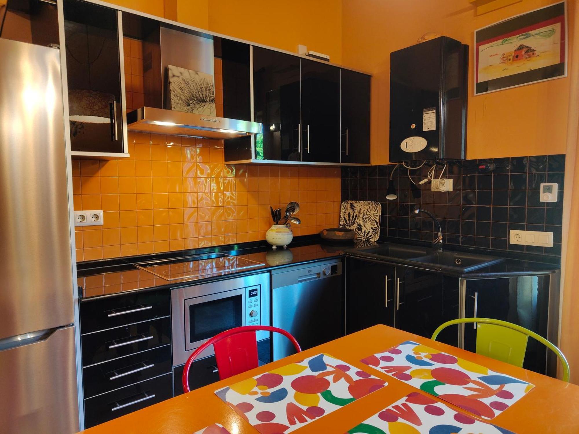 Apartamentos Rosa Jove กาบาญาส ภายนอก รูปภาพ